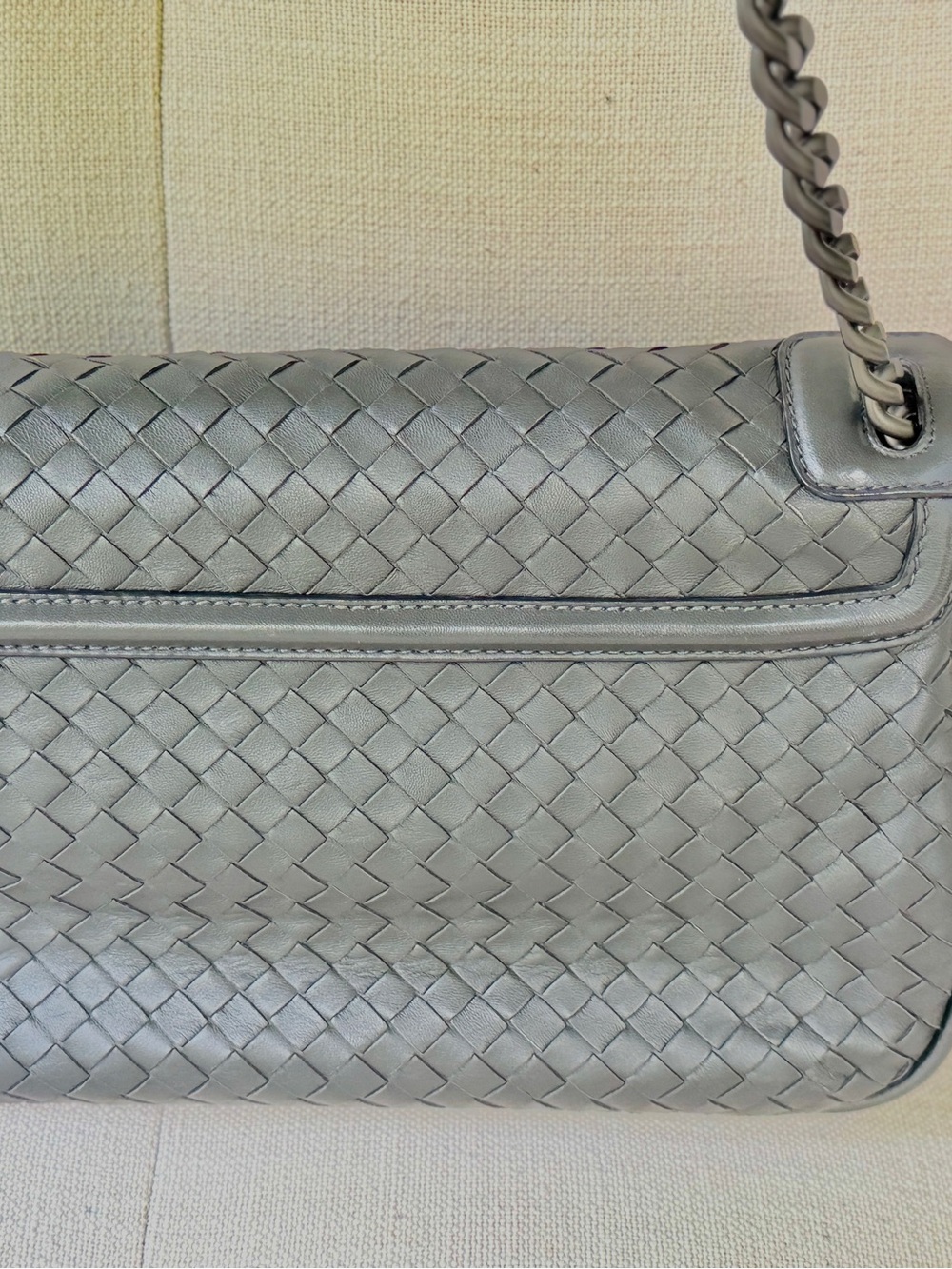 Bottega Veneta Rialto Intrecciato Shoulder Bag - Picture 6 of 10